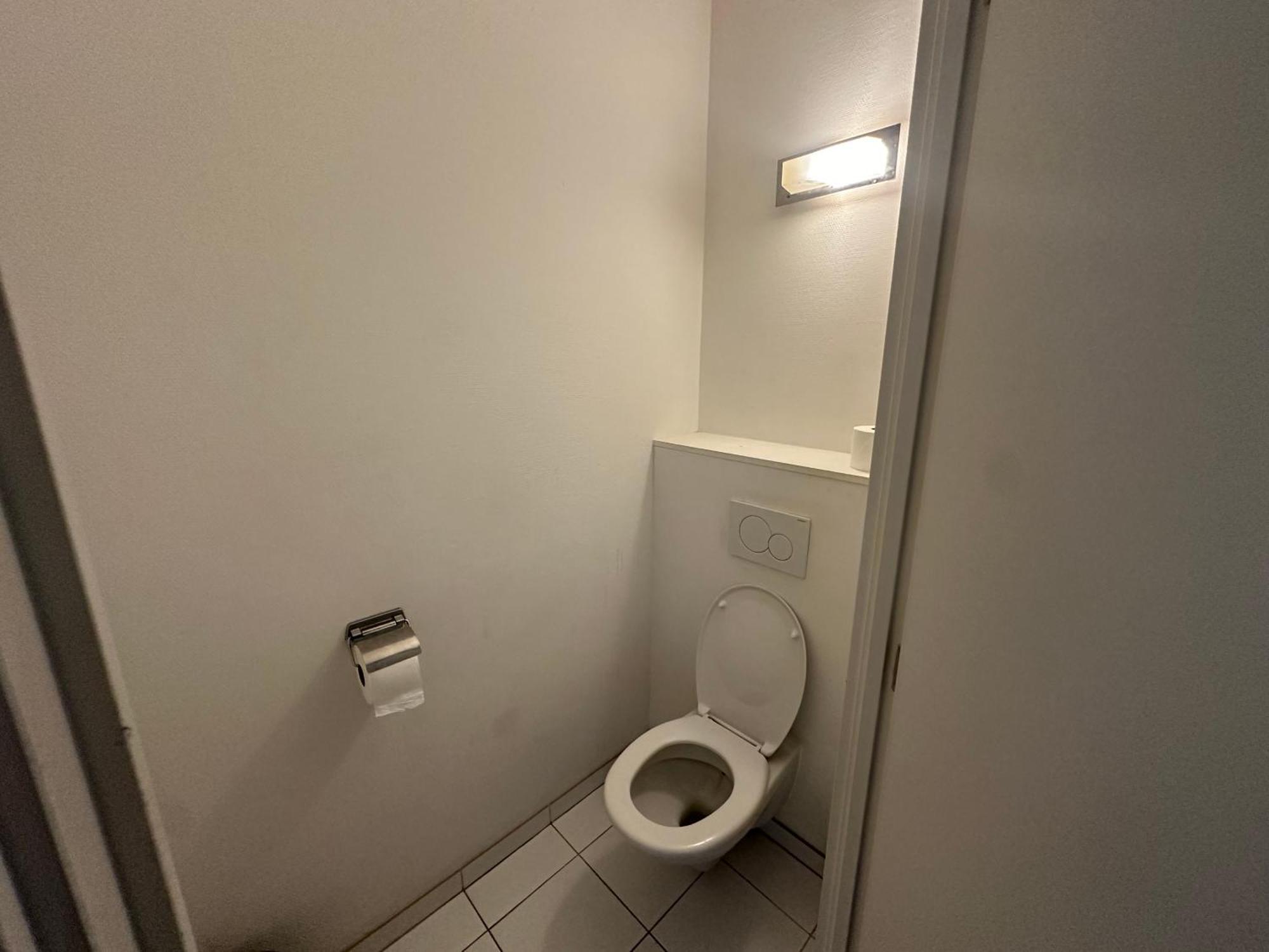 2 Bedroom In Center With Balcony Appartement Bruxelles
